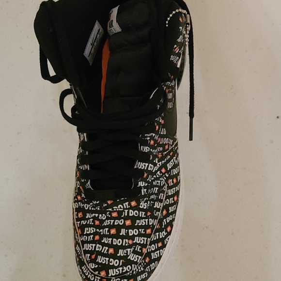 Nike Air Force 1 High “Just Do It” Black - Picture 10 of 16